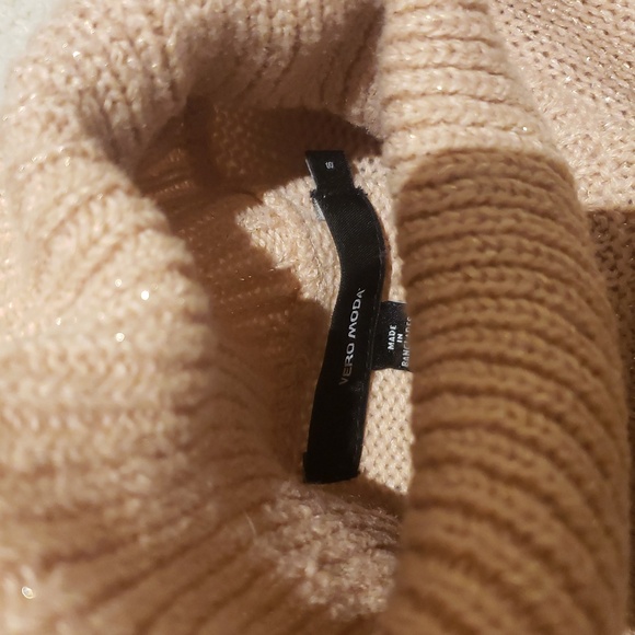 Pink Gold Speckled Turtleneck Sweater - Picture 4 of 5